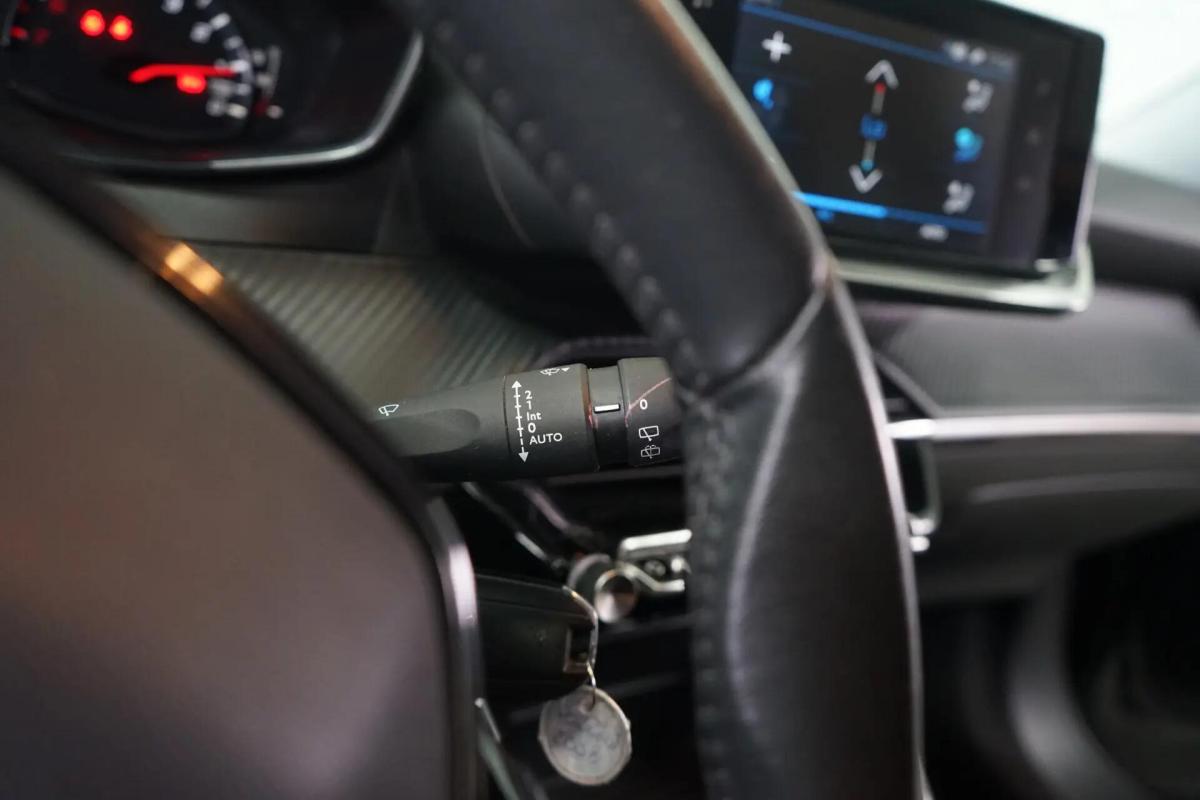 peugeot-2008-2021-gasolina-1199cc