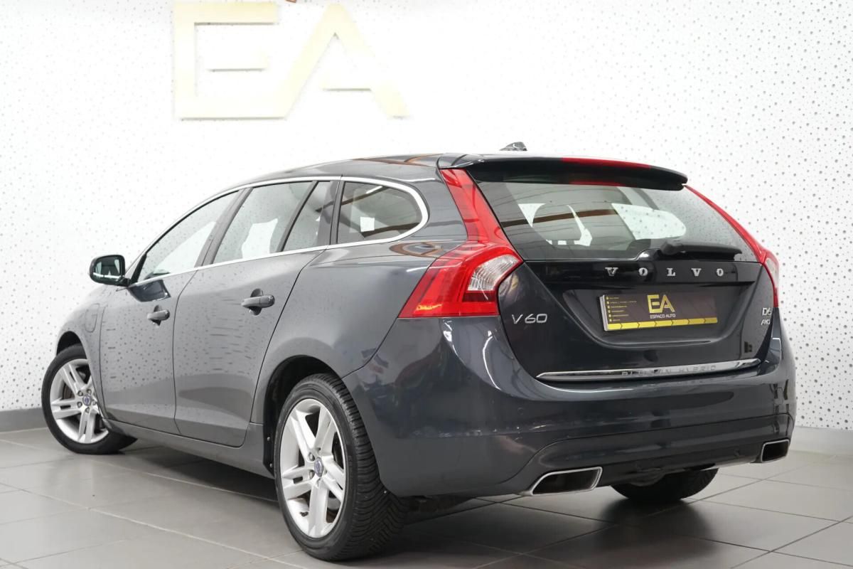 volvo-v60-2014-hibrido-a-diesel-2400cc