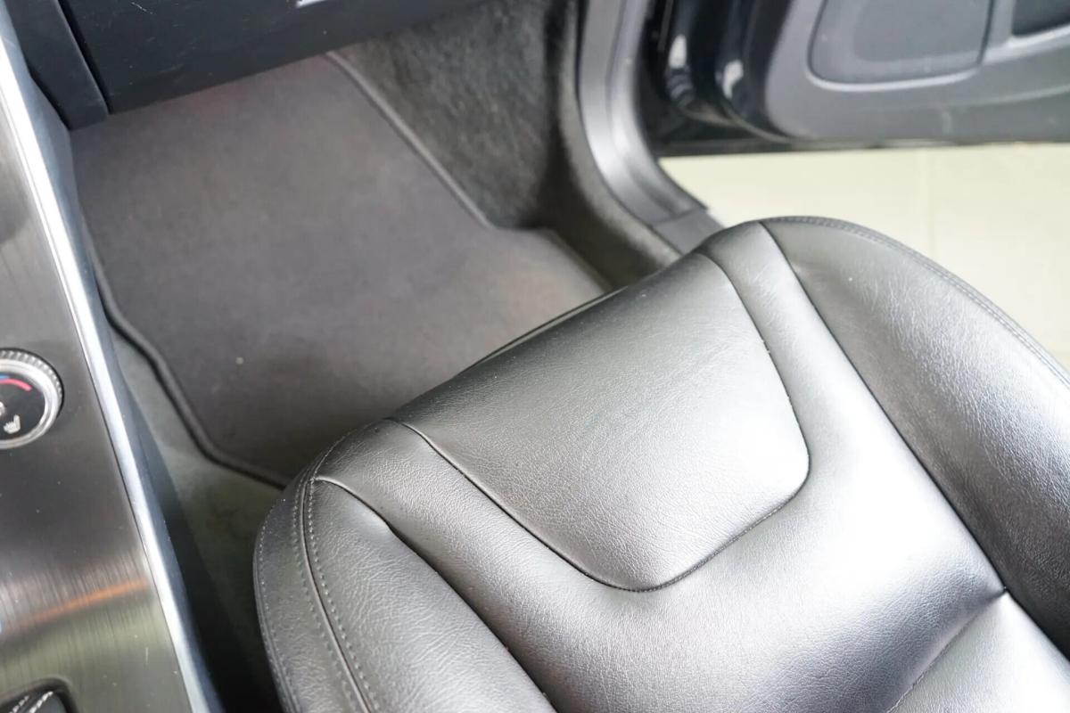 volvo-v60-2014-hibrido-a-diesel-2400cc
