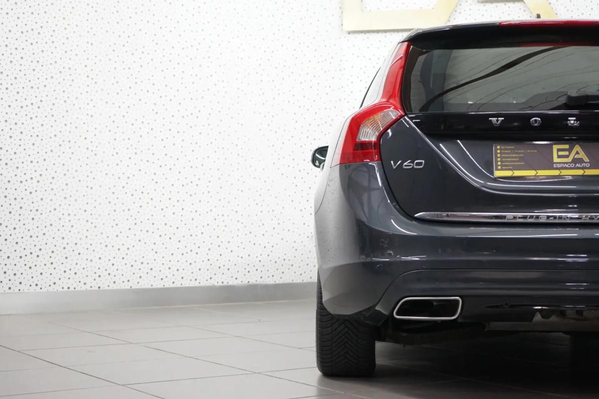 volvo-v60-2014-hibrido-a-diesel-2400cc