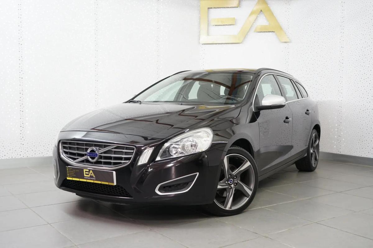 volvo-v60-2012-diesel-1560cc