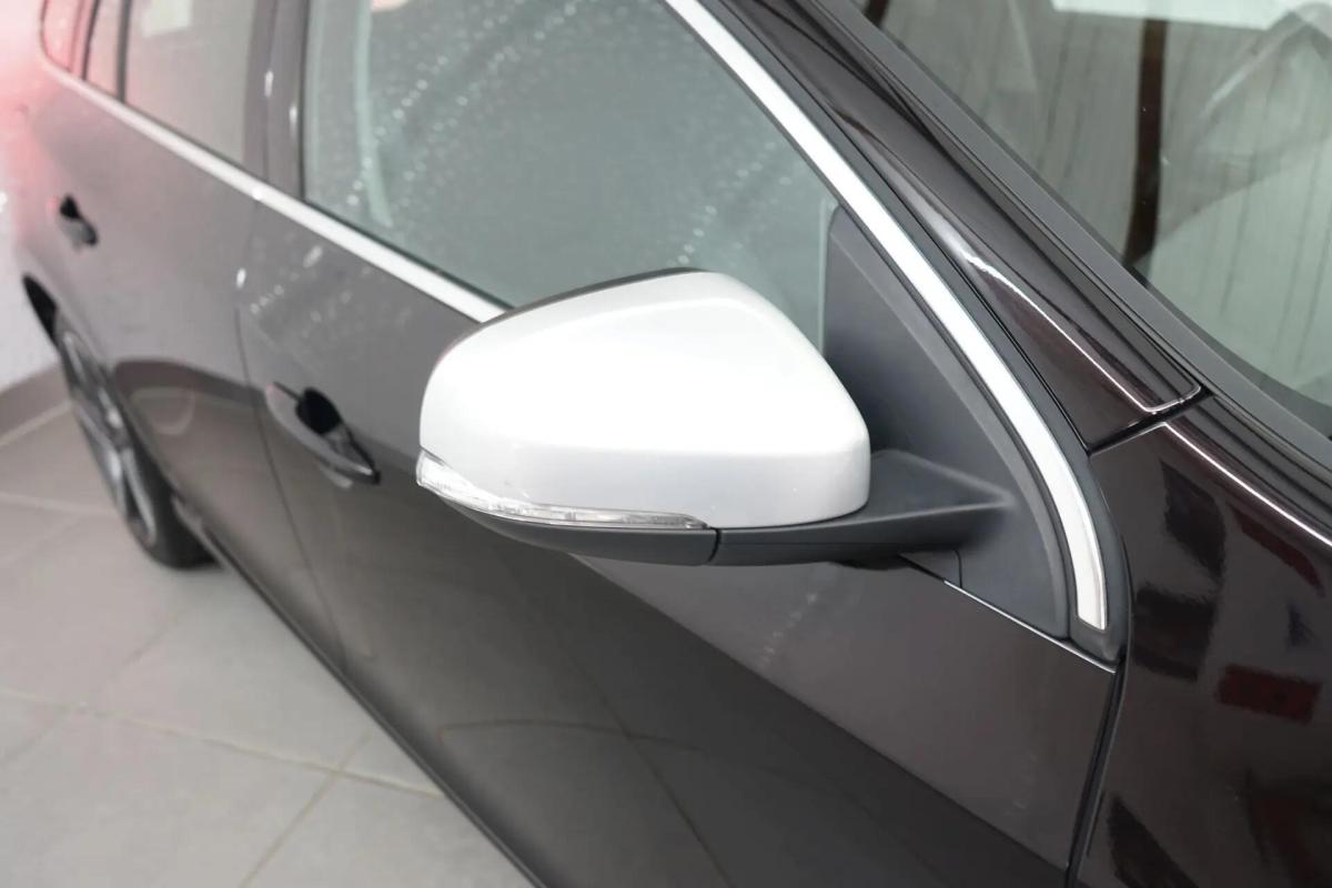 volvo-v60-2012-diesel-1560cc