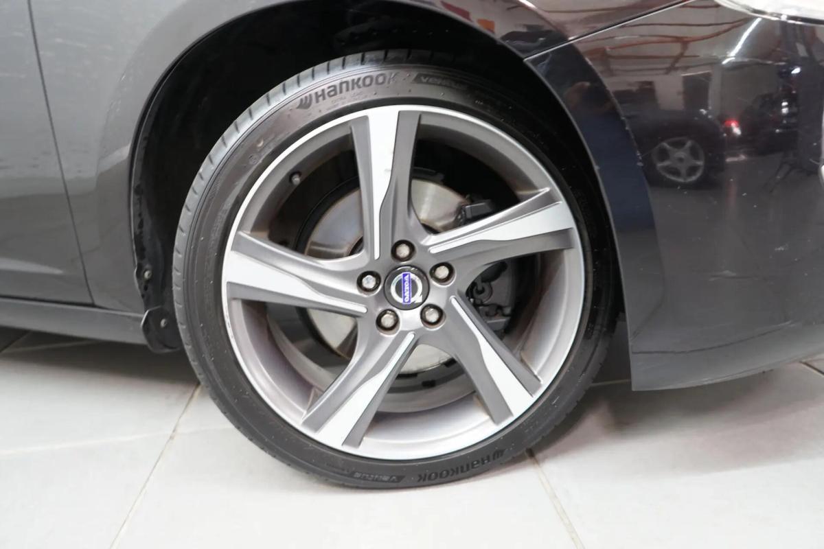 volvo-v60-2012-diesel-1560cc