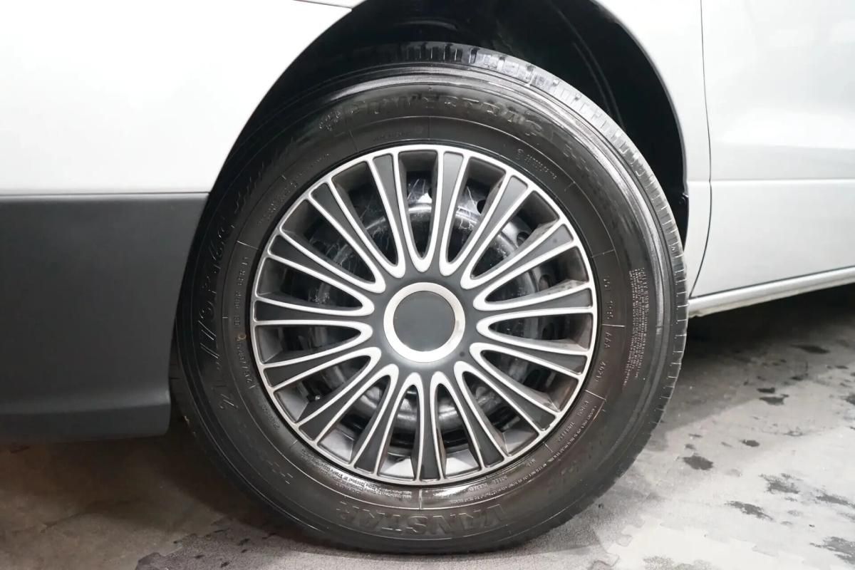 hyundai-h-1-2010-diesel-2497cc