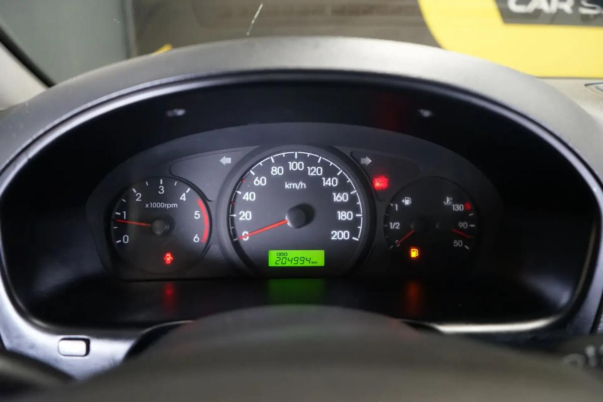 hyundai-h-1-2010-diesel-2497cc
