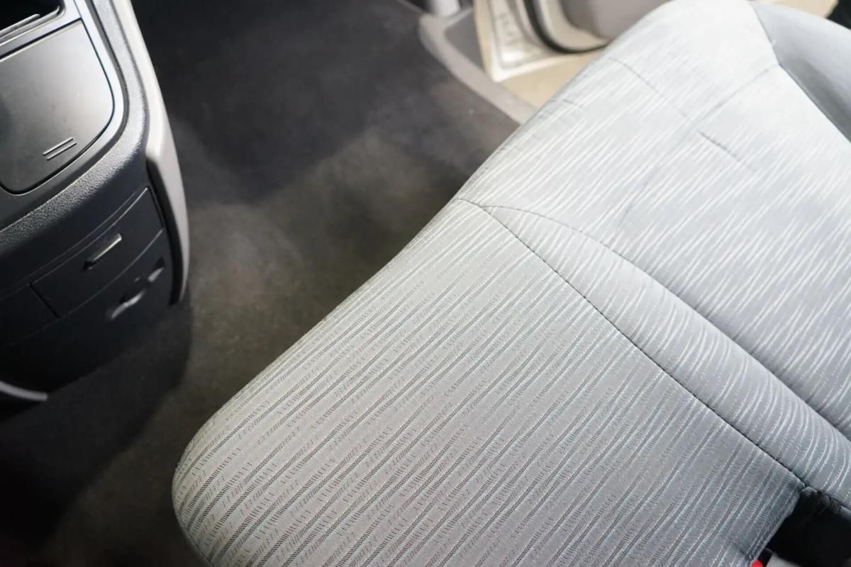 hyundai-h-1-2010-diesel-2497cc