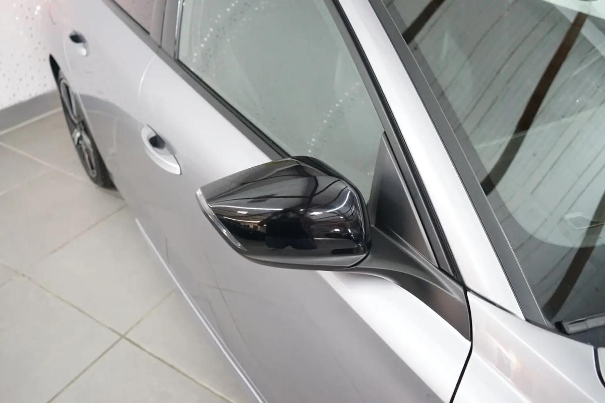 peugeot-308-2022-gasolina-1199cc