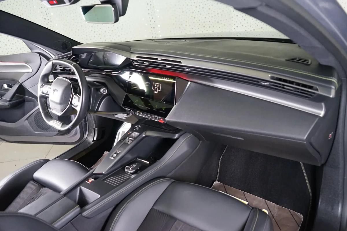 peugeot-308-2022-gasolina-1199cc