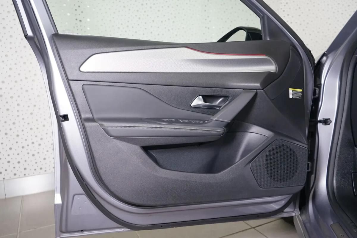 peugeot-308-2022-gasolina-1199cc
