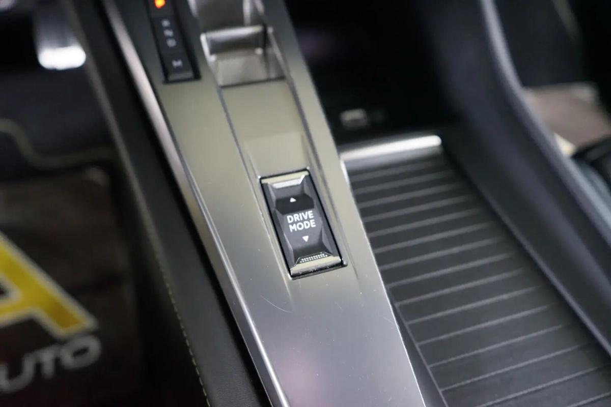 peugeot-308-2022-gasolina-1199cc