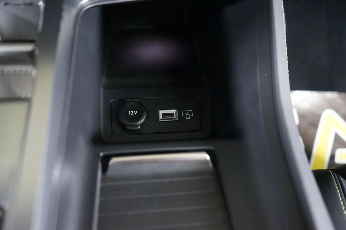 peugeot-308-2022-gasolina-1199cc