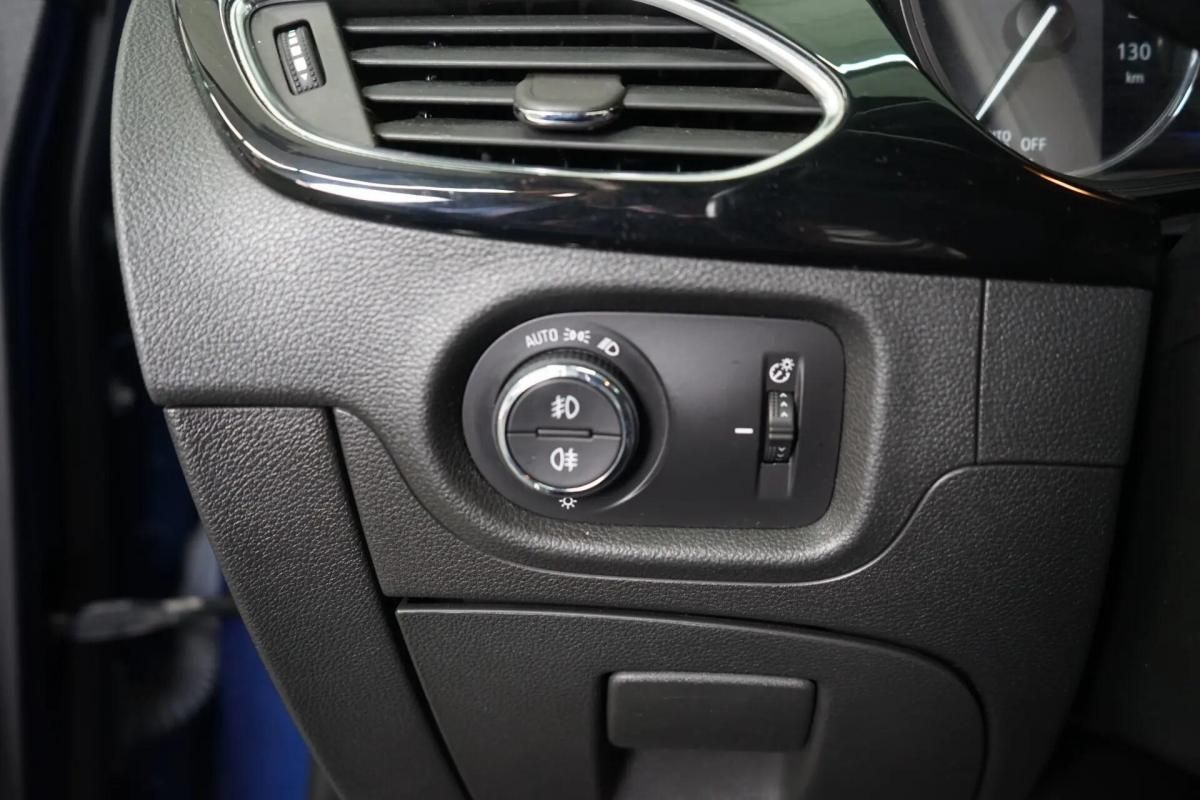 opel-astra-sport-tourer-2020-gasolina-1199cc