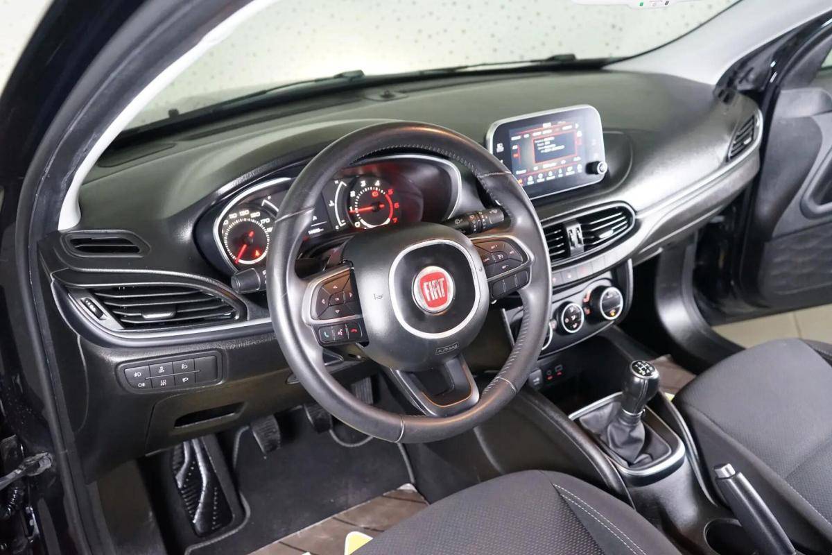 fiat-tipo-station-wagon-2018-diesel-1248cc