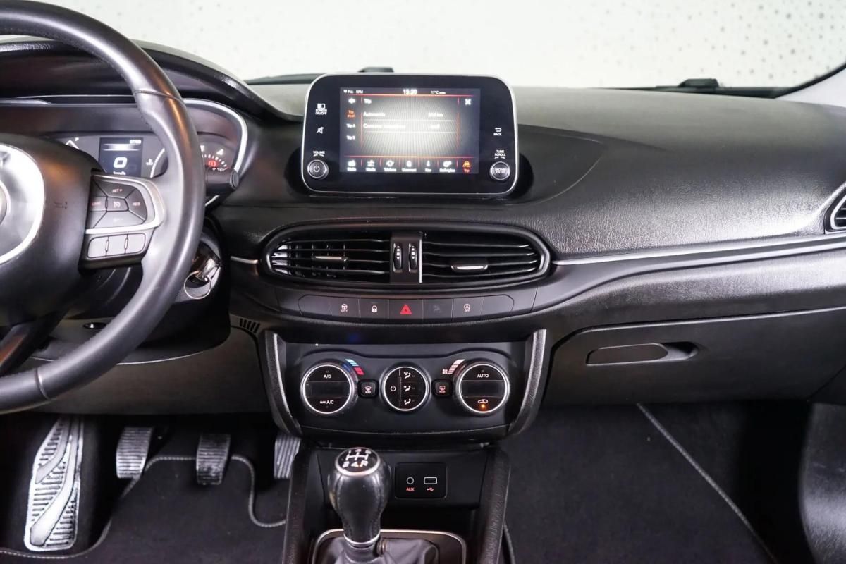 fiat-tipo-station-wagon-2018-diesel-1248cc