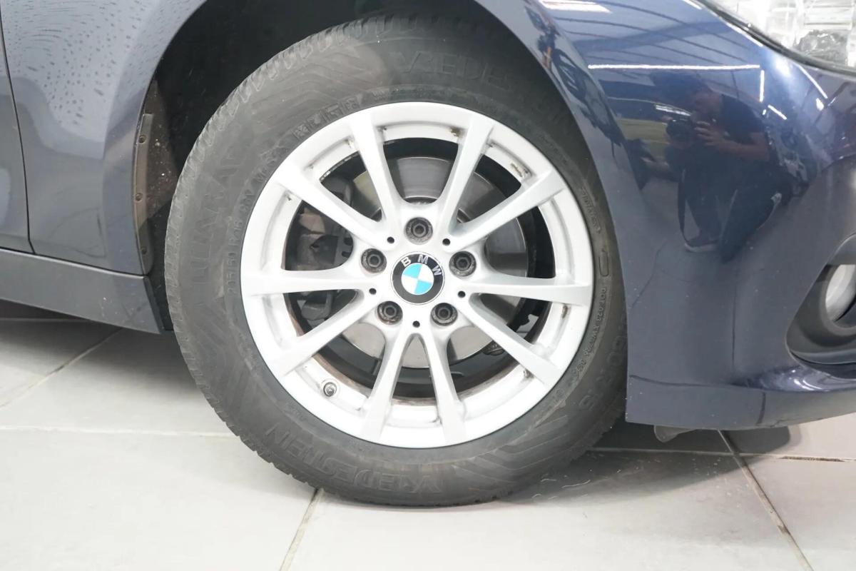 bmw-serie-3-318d-2017-diesel-1995cc