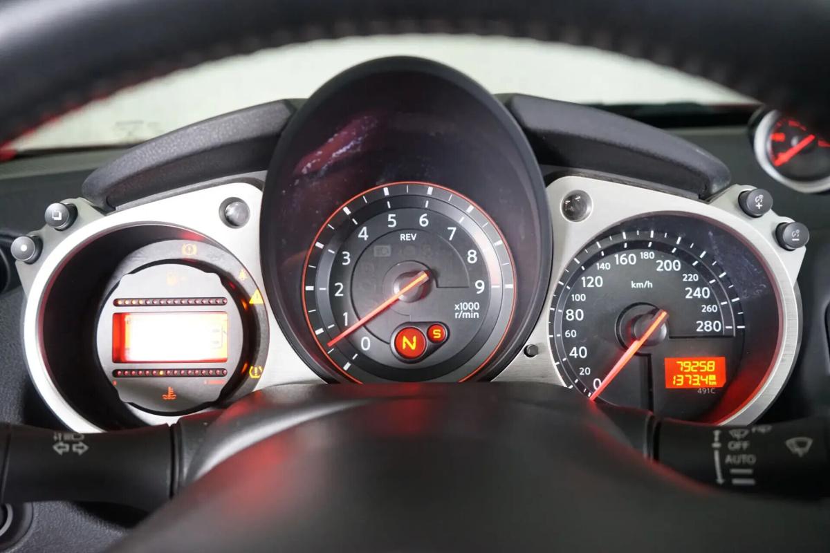 nissan-370z-2015-gasolina-3696cc