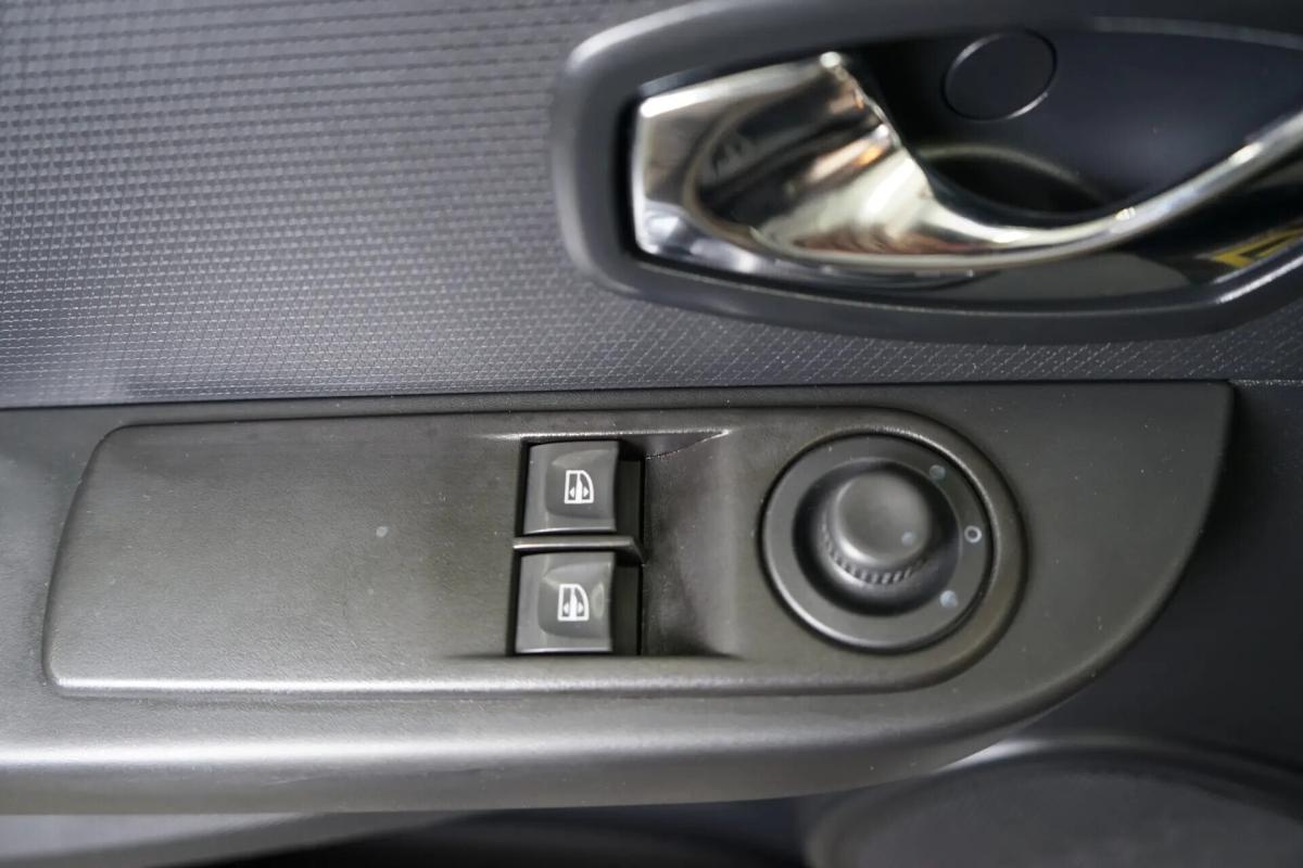 renault-clio-2014-gasolina-898cc
