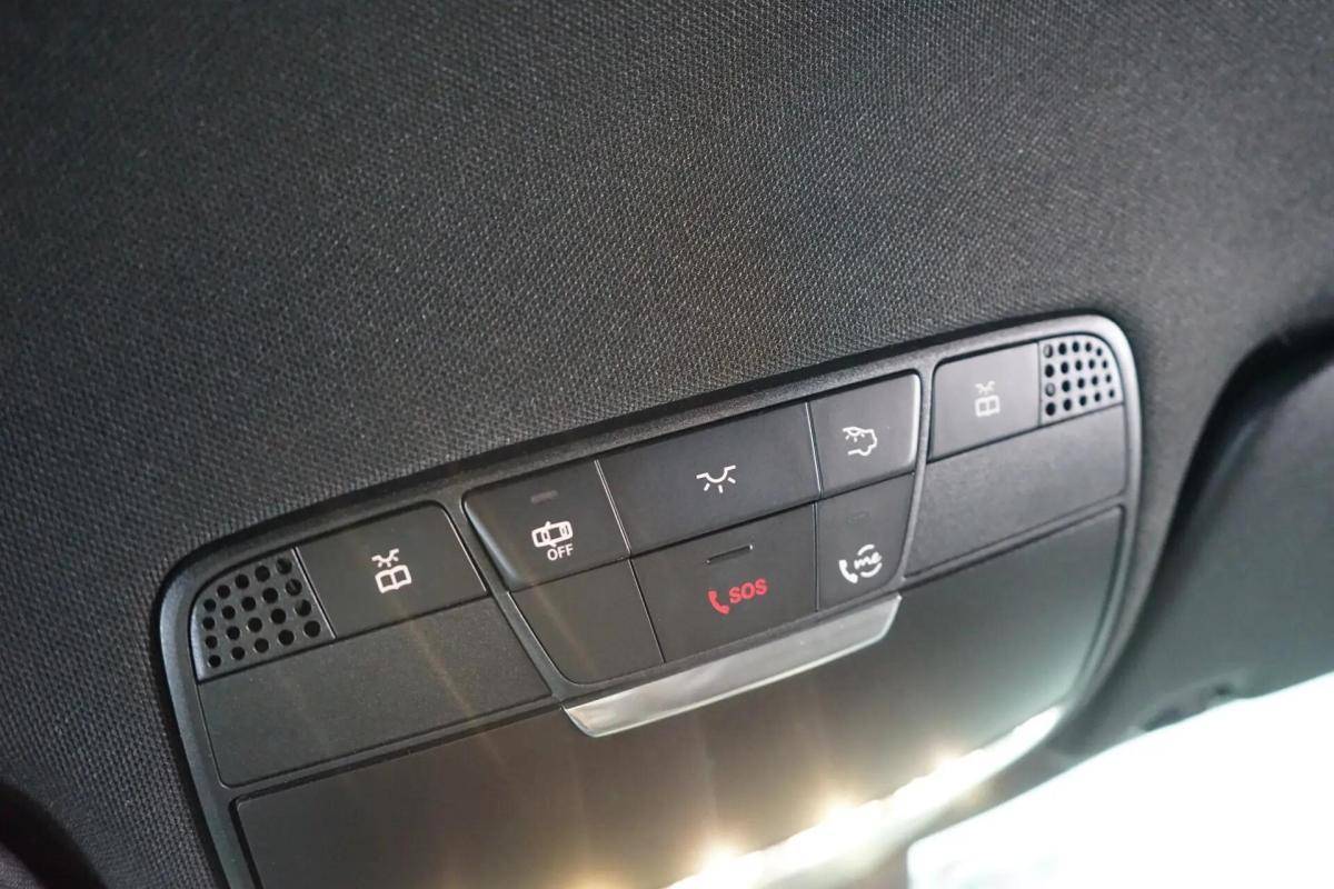 mercedes-benz-eqc-400-4matic-2021-eletrico-0cc