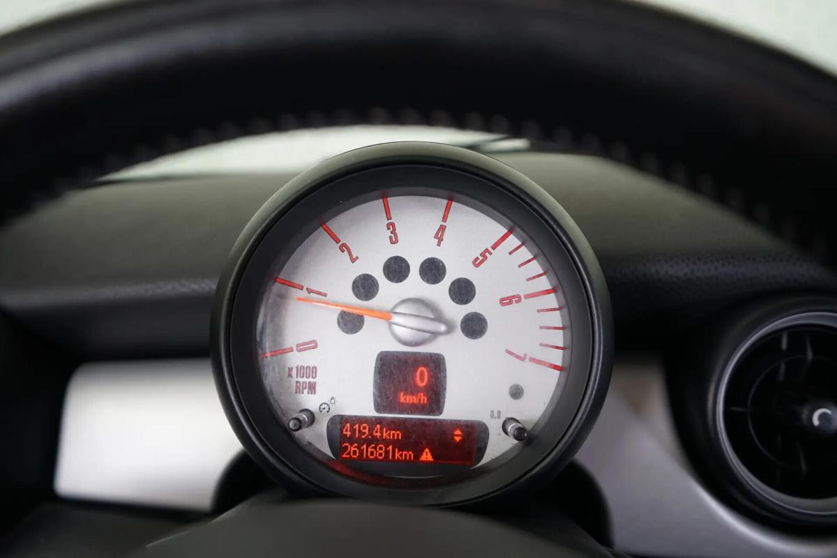 mini-cooper-d-2011-diesel-1560cc