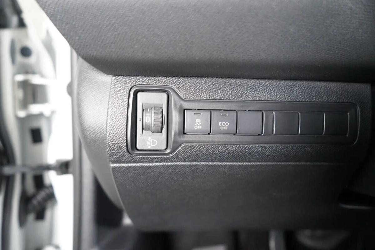 peugeot-308-sw-2014-diesel-1560cc