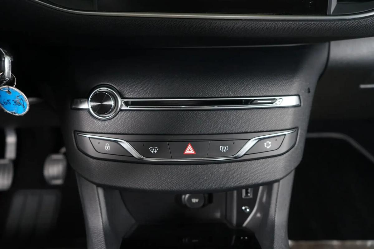 peugeot-308-sw-2014-diesel-1560cc