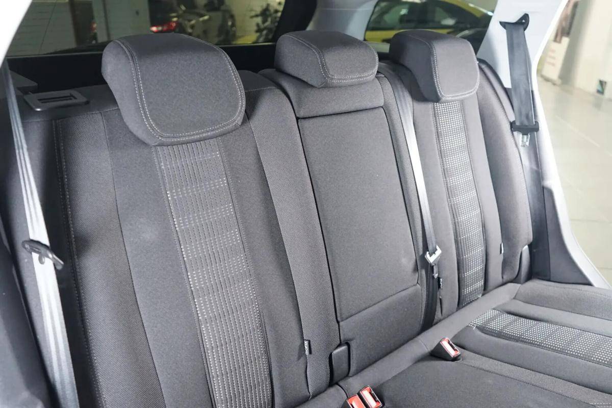peugeot-308-sw-2014-diesel-1560cc