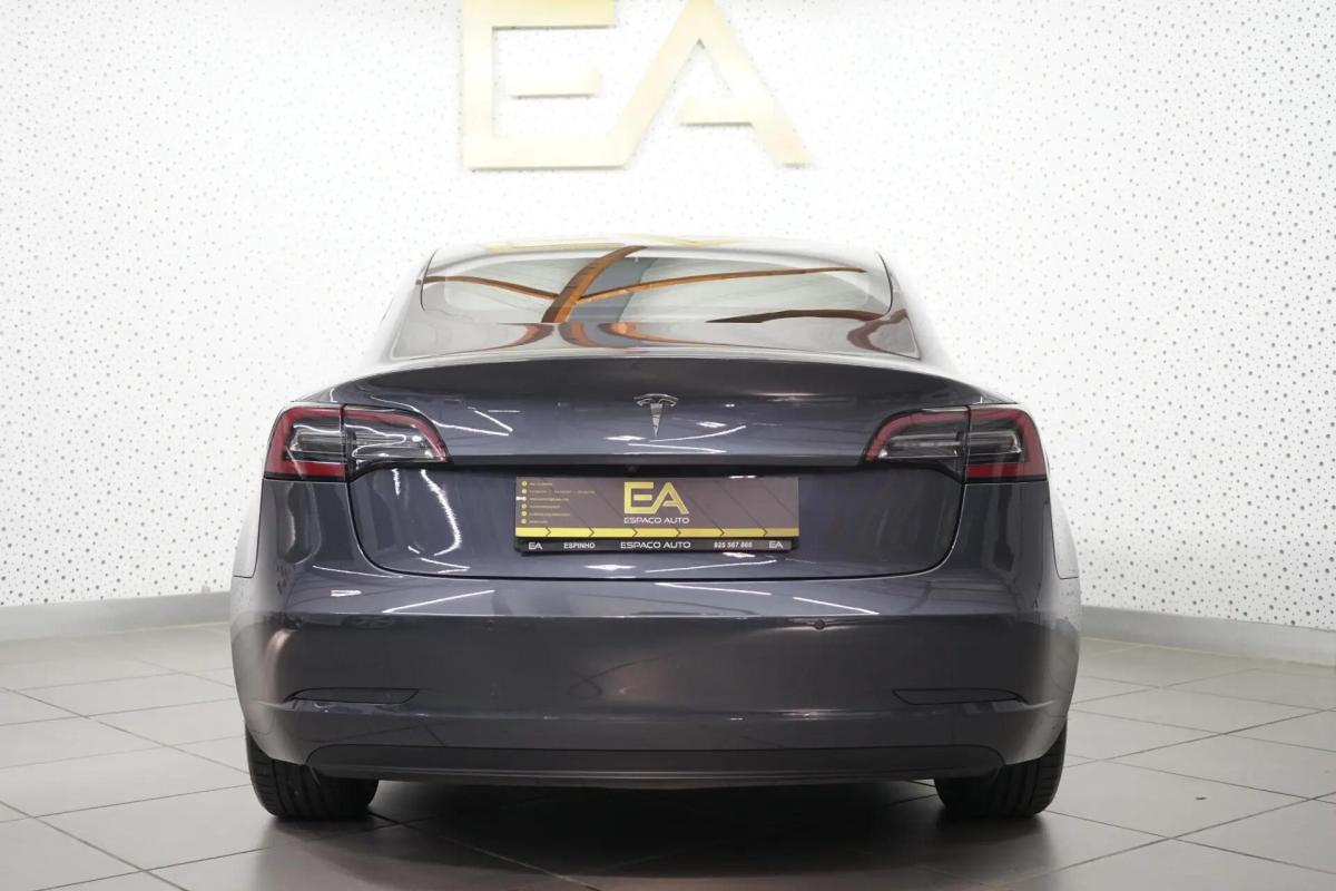 tesla-model-3-2019-eletrico-0cc