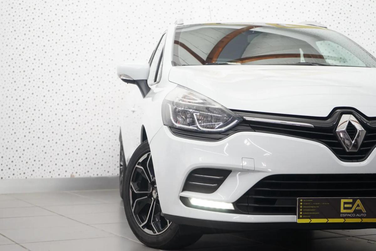 renault-clio-sport-tourer-2022-diesel-1461cc