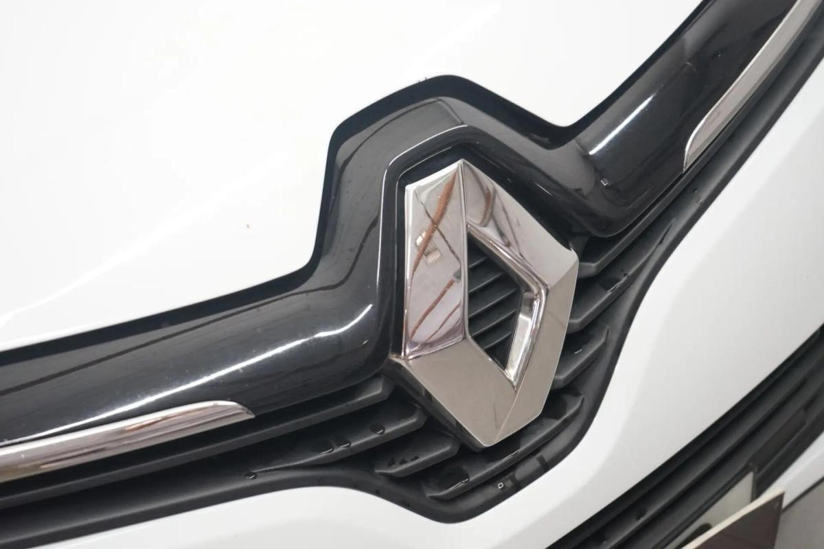 renault-clio-sport-tourer-2022-diesel-1461cc