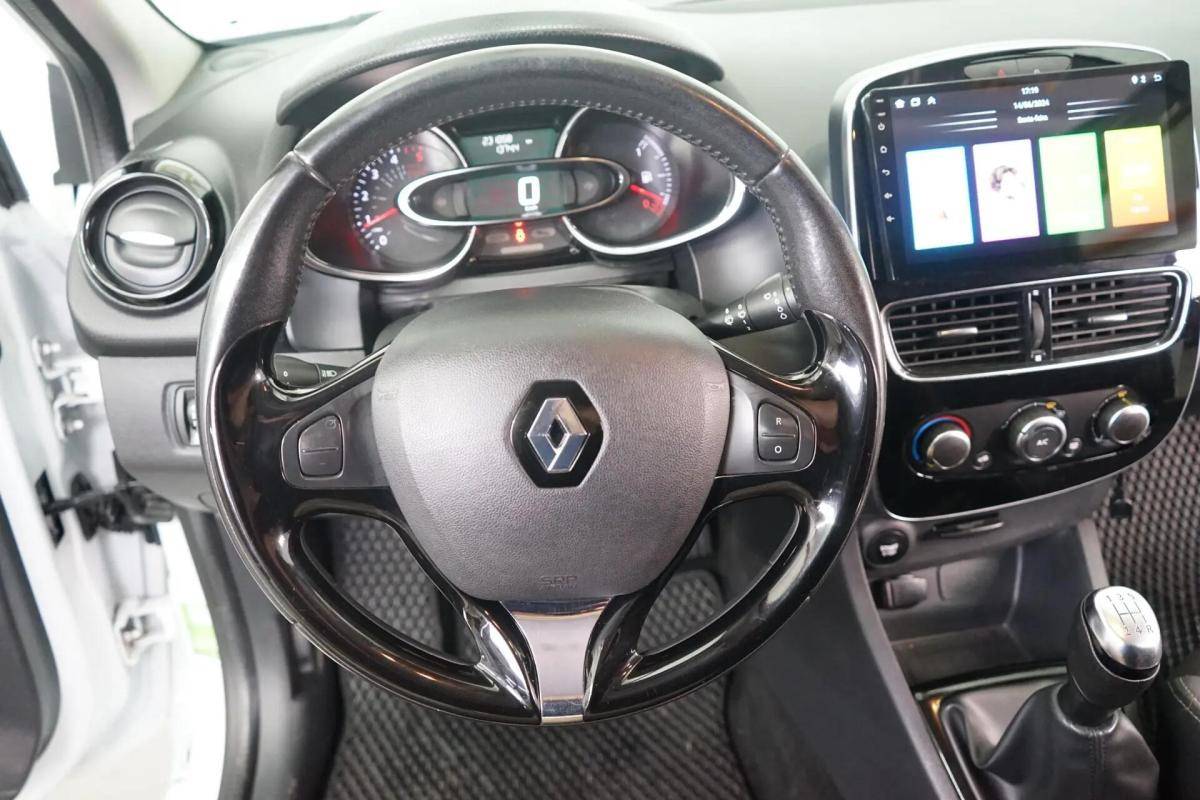 renault-clio-sport-tourer-2022-diesel-1461cc