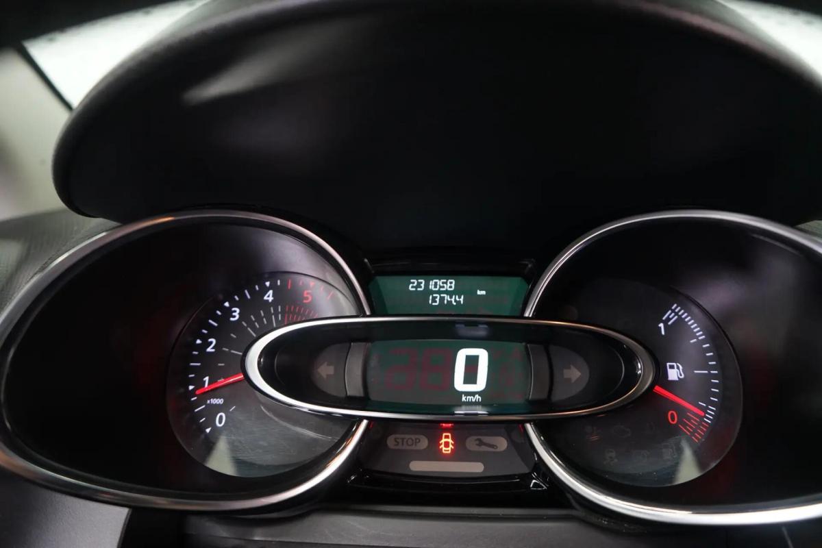renault-clio-sport-tourer-2022-diesel-1461cc