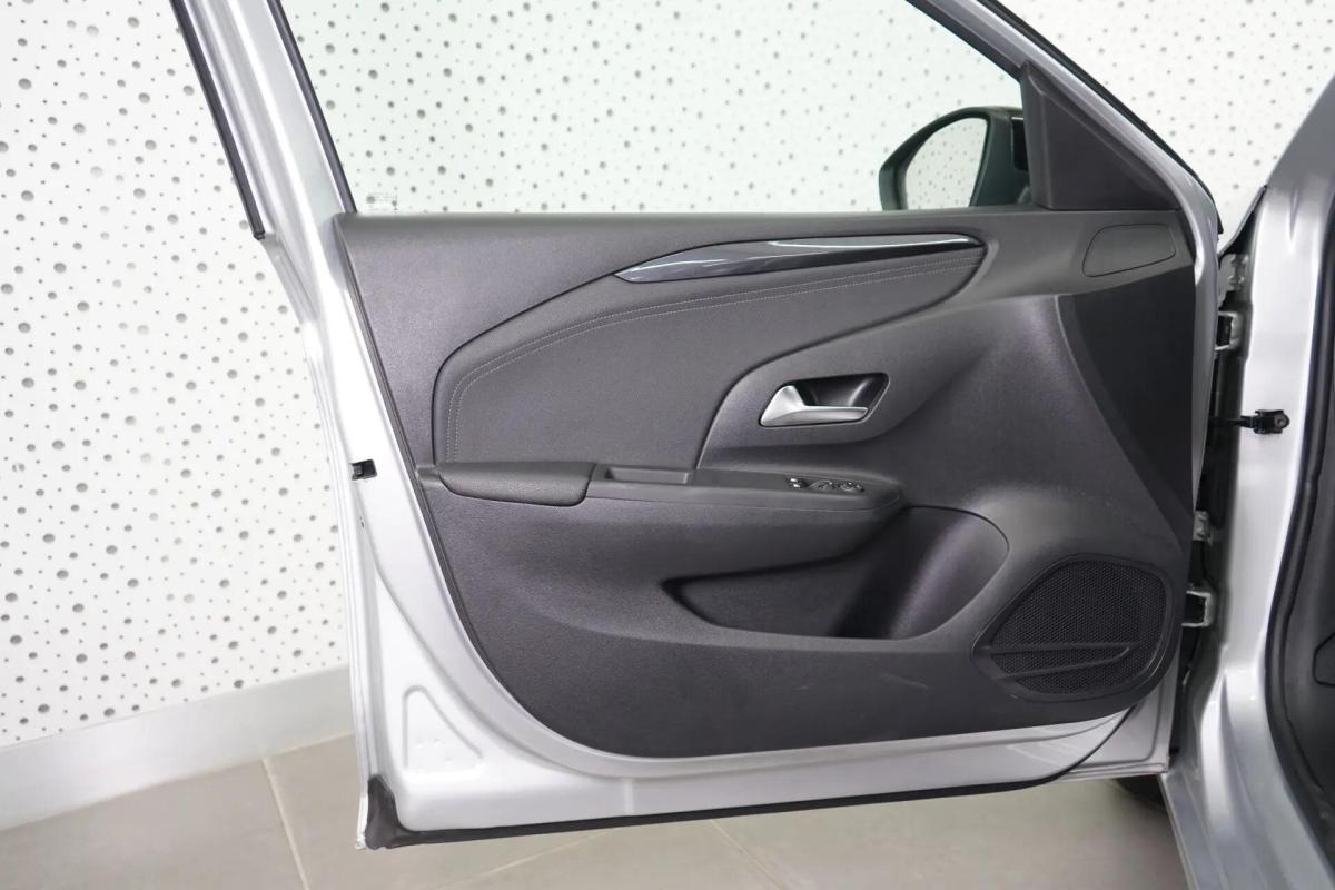 opel-corsa-2023-gasolina-1199cc