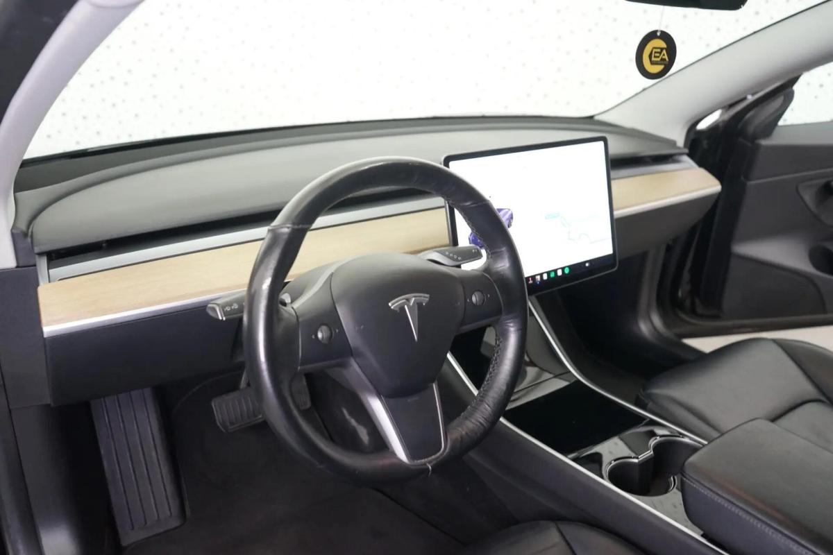 tesla-model-3-2019-eletrico-0cc