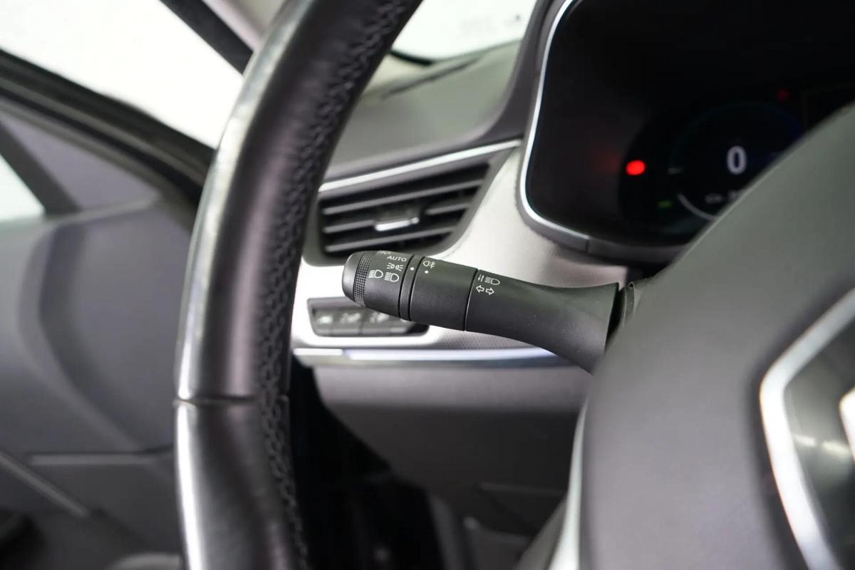 renault-arkana-2022-hibrido-a-gasolina-1598cc