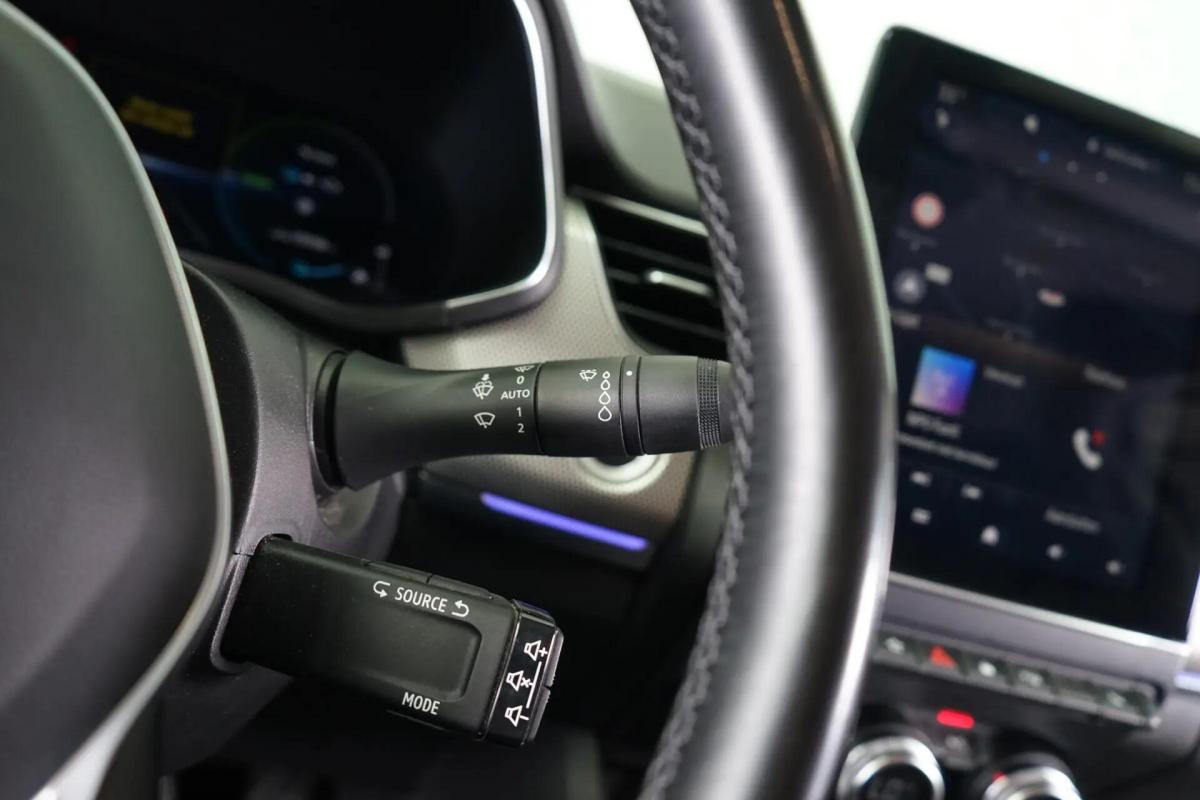 renault-arkana-2022-hibrido-a-gasolina-1598cc