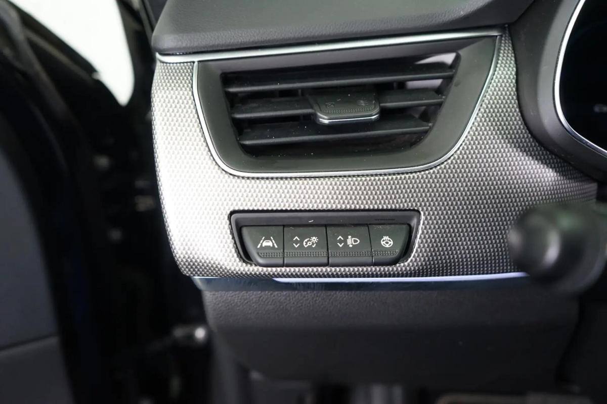 renault-arkana-2022-hibrido-a-gasolina-1598cc