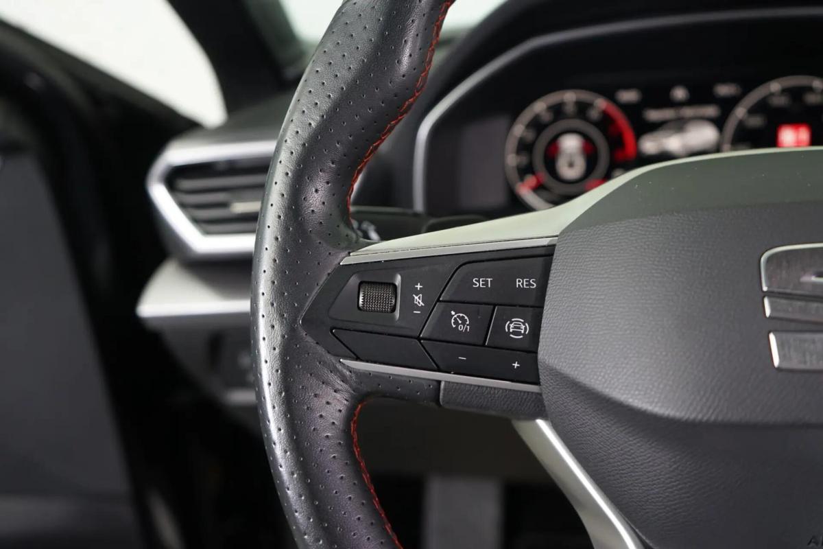 seat-leon-st-2022-gasolina-999cc