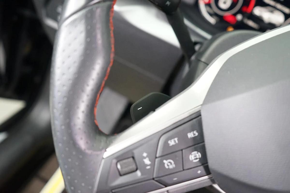 seat-leon-st-2022-gasolina-999cc