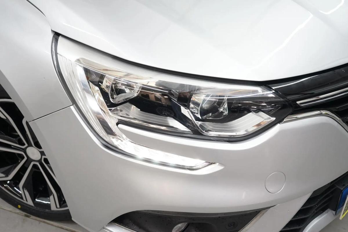renault-megane-sport-tourer-2017-diesel-1461cc