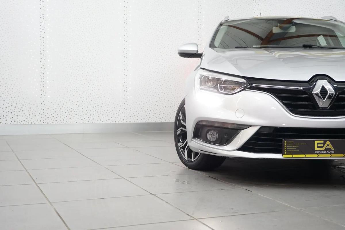 renault-megane-sport-tourer-2017-diesel-1461cc
