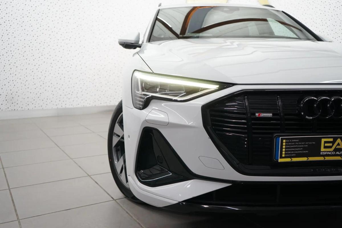 audi-e-tron-2019-eletrico-0cc