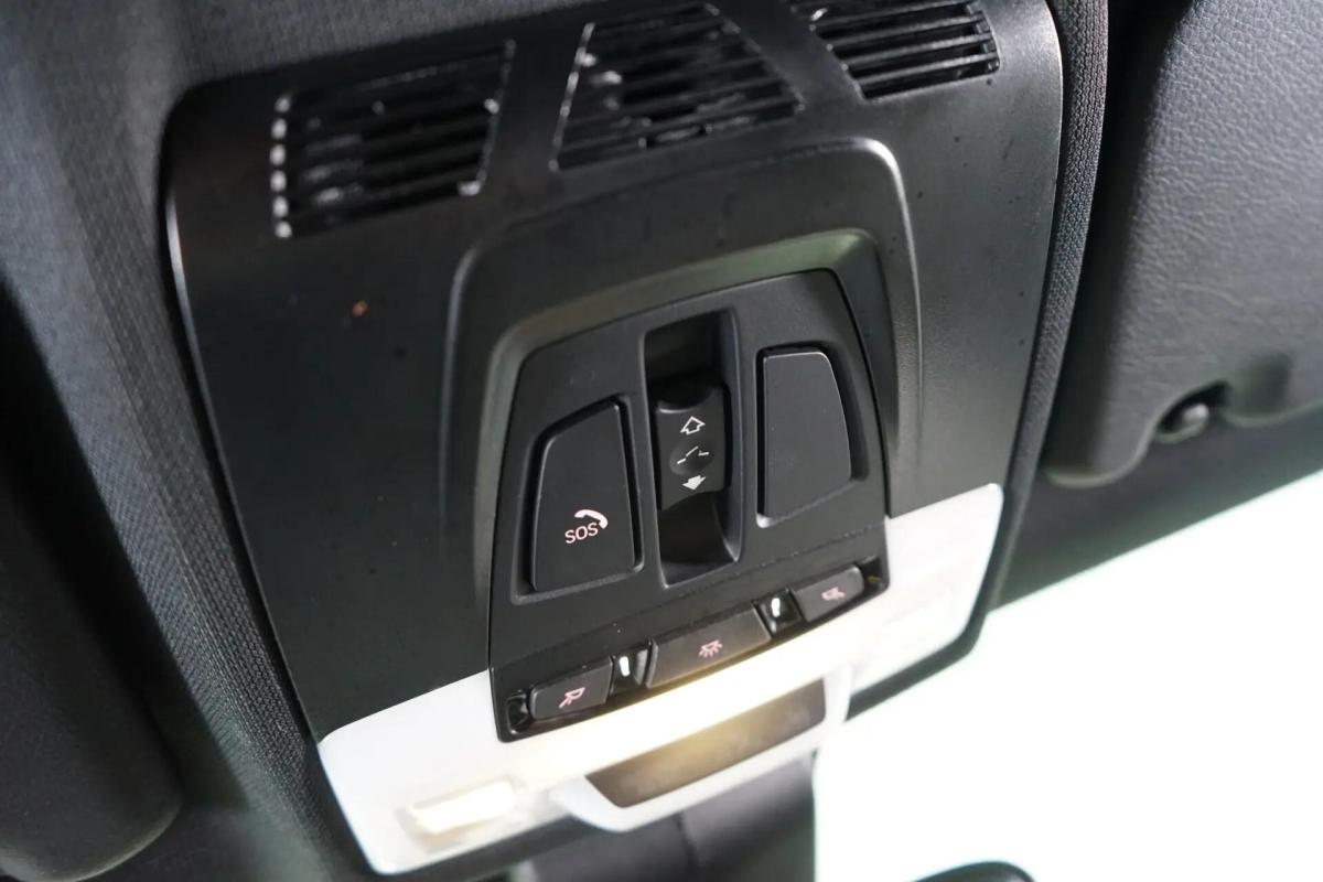 bmw-x1-sdrive16d-2017-diesel-1496cc