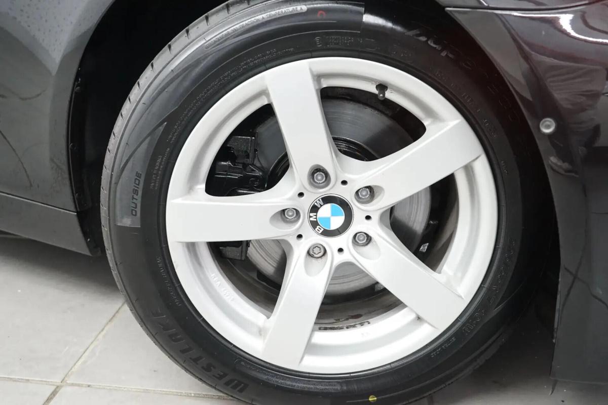 bmw-serie-5-520d-touring-2011-diesel-1995cc