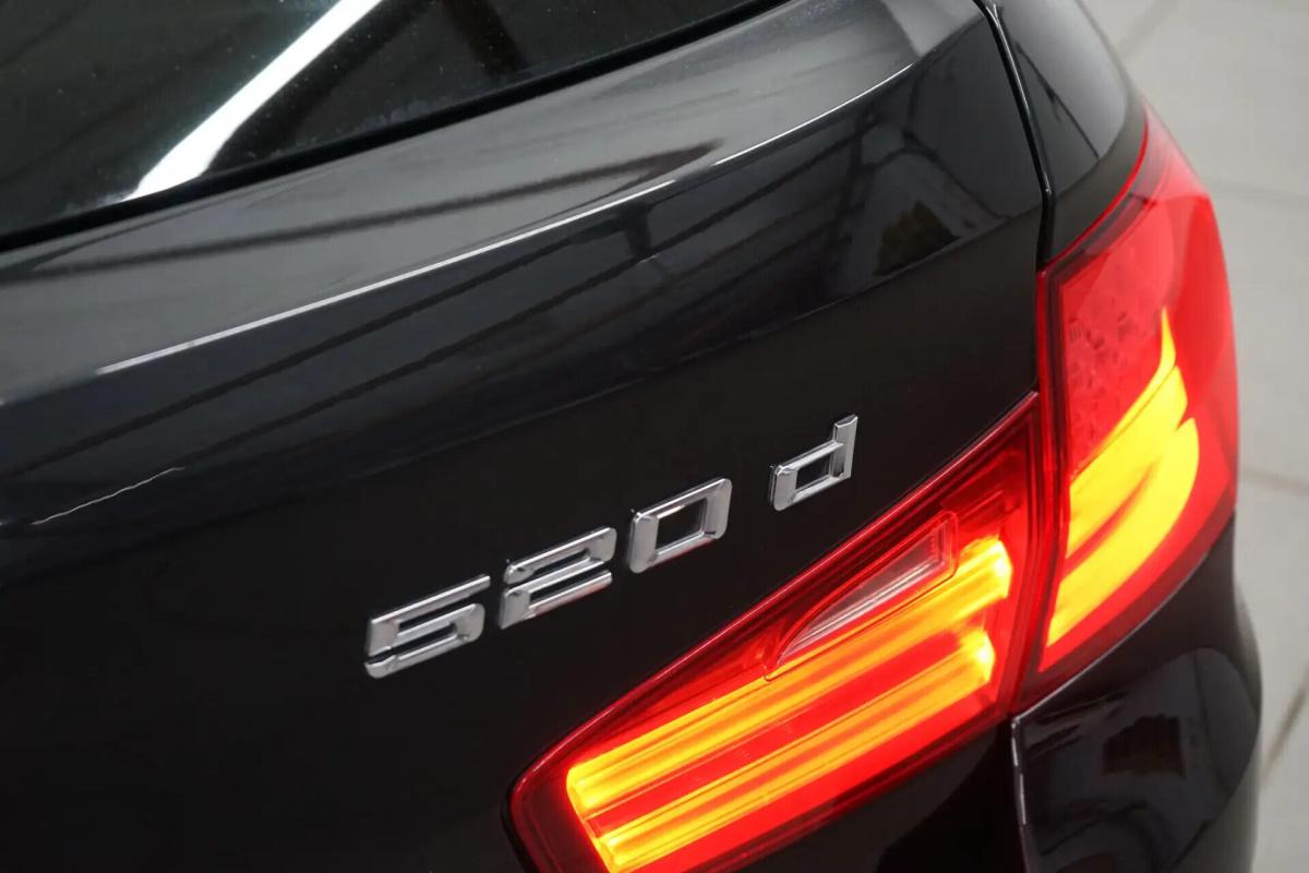 bmw-serie-5-520d-touring-2011-diesel-1995cc