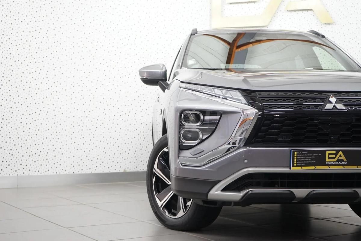 mitsubishi-eclipse-cross-2022-hibrido-a-gasolina-2360cc