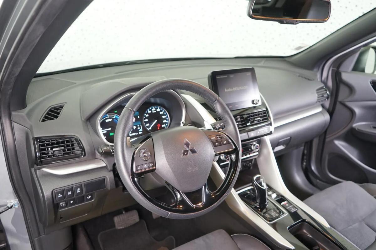 mitsubishi-eclipse-cross-2022-hibrido-a-gasolina-2360cc