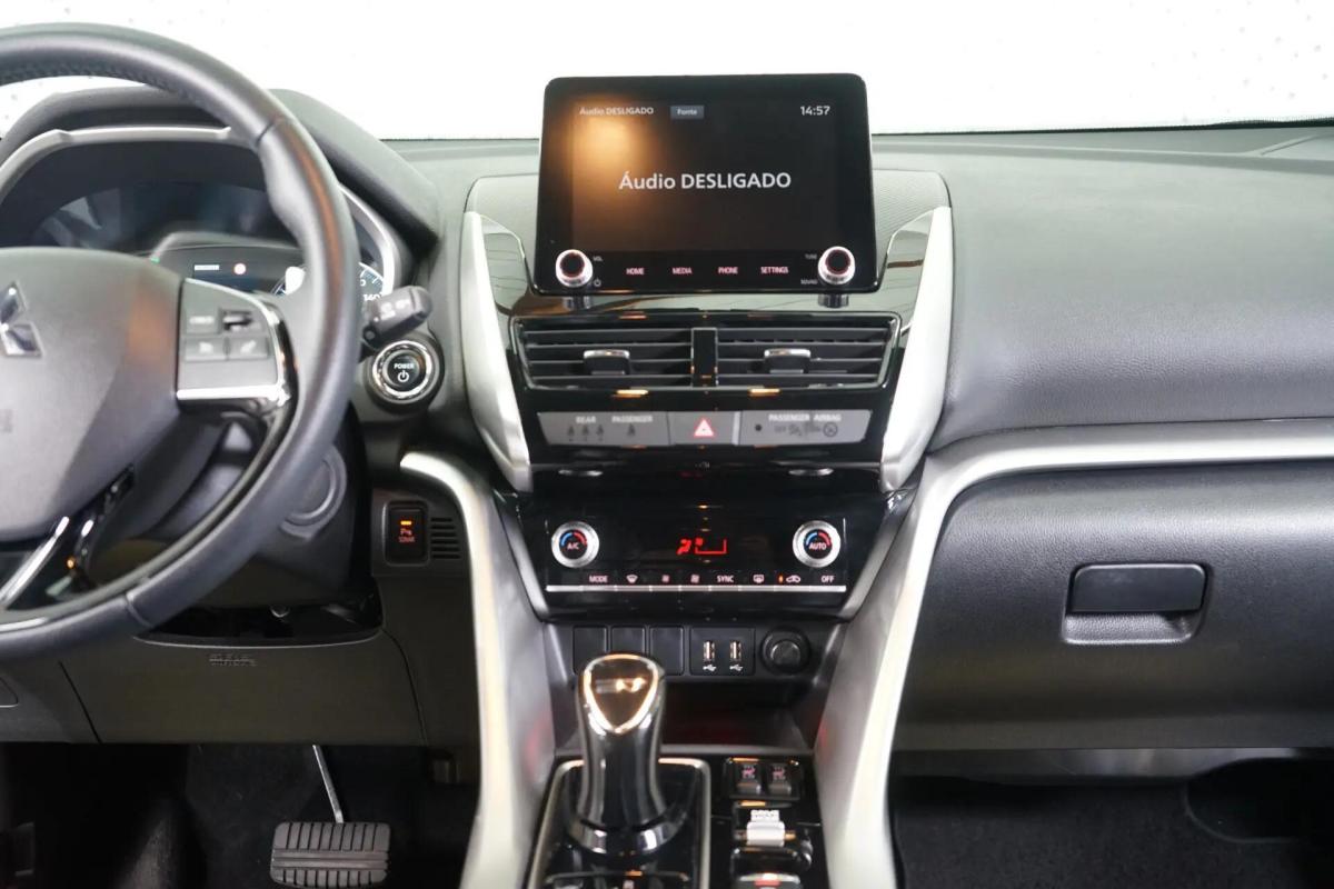mitsubishi-eclipse-cross-2022-hibrido-a-gasolina-2360cc