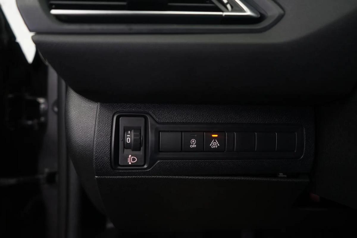 peugeot-308-sw-2019-gasolina-1199cc