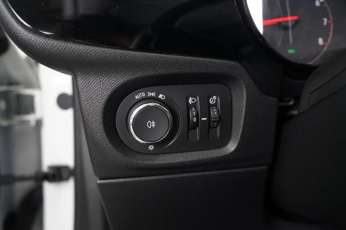 opel-corsa-2020-diesel-1499cc