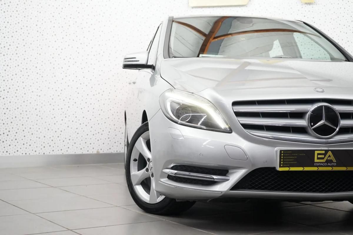 mercedes-benz-classe-b-b-180-2013-gasolina-1595cc